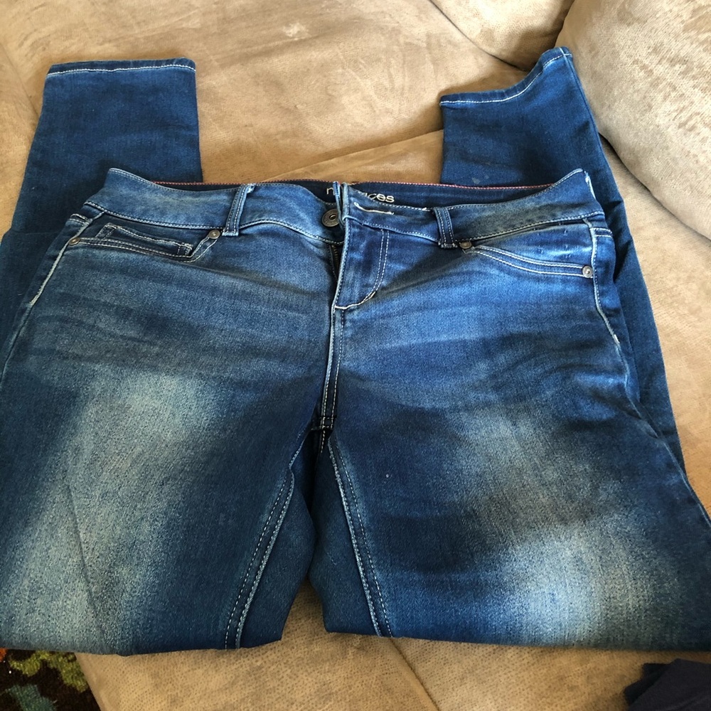 Skinny jeans